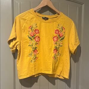 Floral Embroidered Top XL